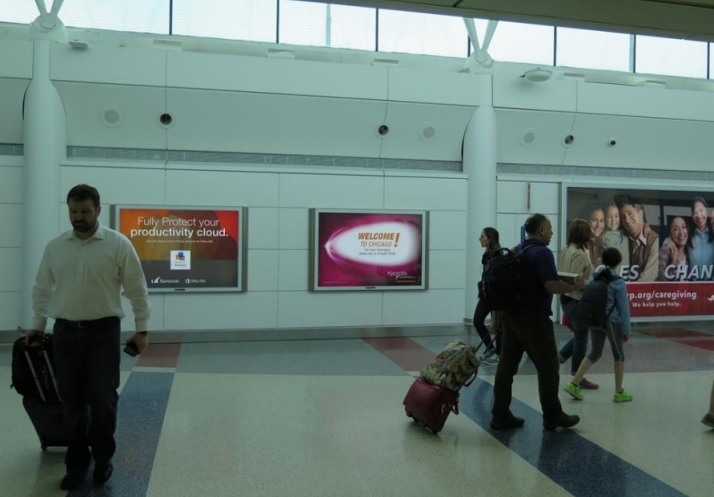 Lit Multi Graphic Diorama in O'Hare, IL