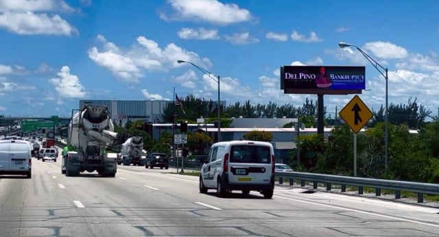 Location photo for NW 77th Ct near UniVida Medical Center (Doral)