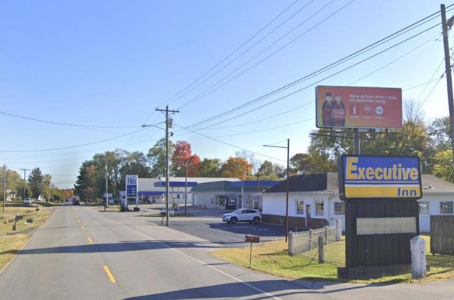 Location photo for W 9th St (Russellville)