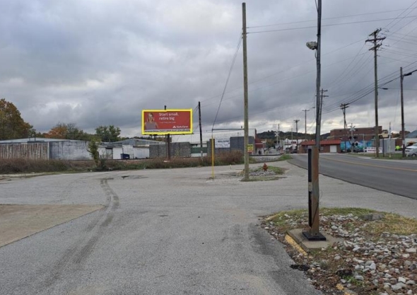 HWY 3519 E/S .3 MILE N/O 4TH ST F/N Media