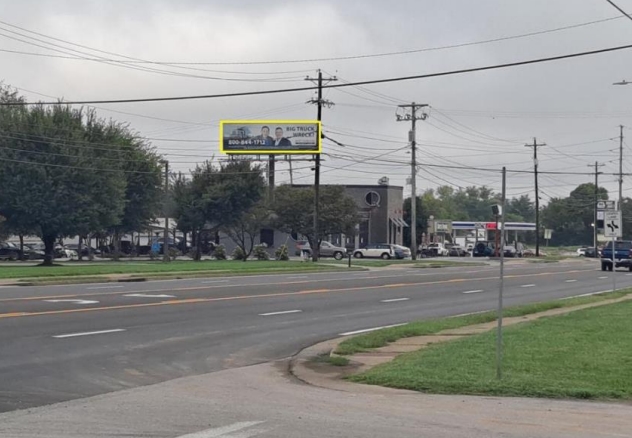 US 31W W/S 400' S/O DISHMAN LN F/S Media