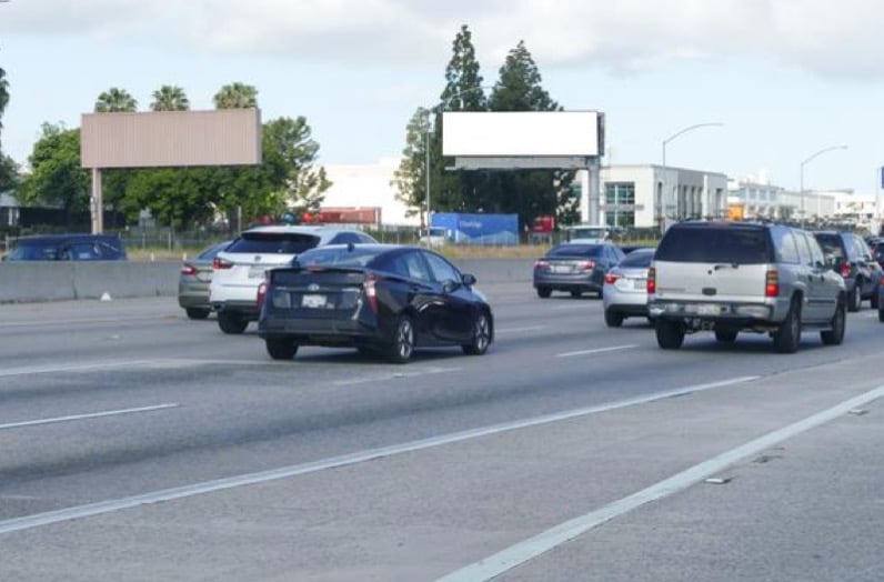 Location photo for W Artesia Blvd near 401 W. Walnut St (Compton)