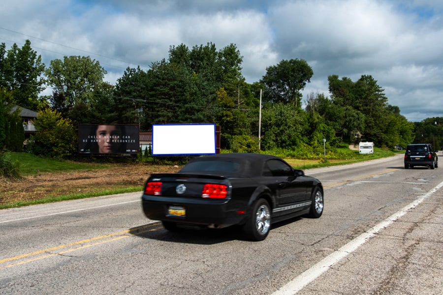 M-21 W/O Almont St N/S F/W