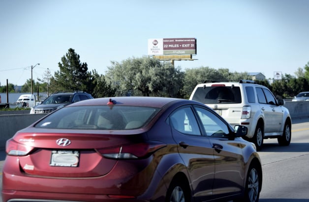 W/L I-76 s/o 88th Ave S/F Media