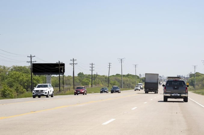 Hwy 380 E/O FM 2931 N/S F/W Media