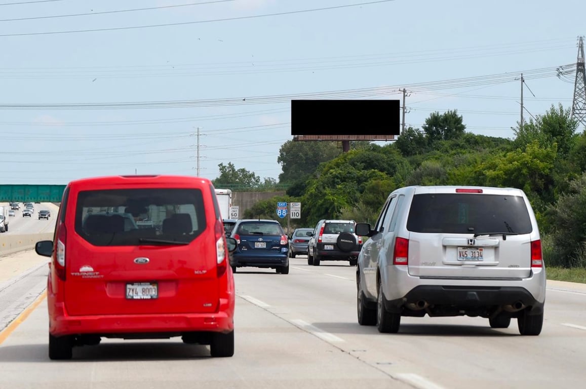 Location photo for Illinois Prairie Path - Batavia Spur near Native Plant Habitat (Naperville)