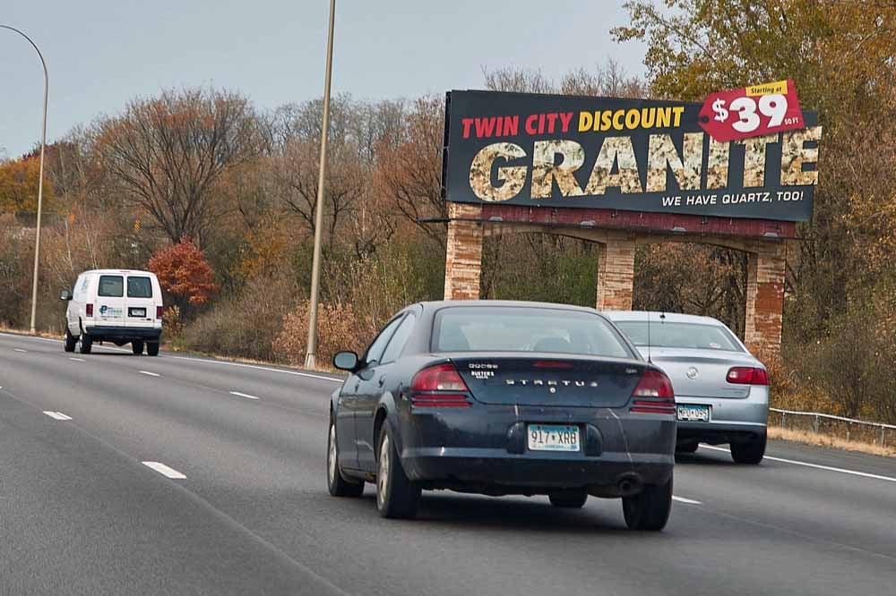 Highway 10 1.00 mi W/O I-35W N/L F/E Media