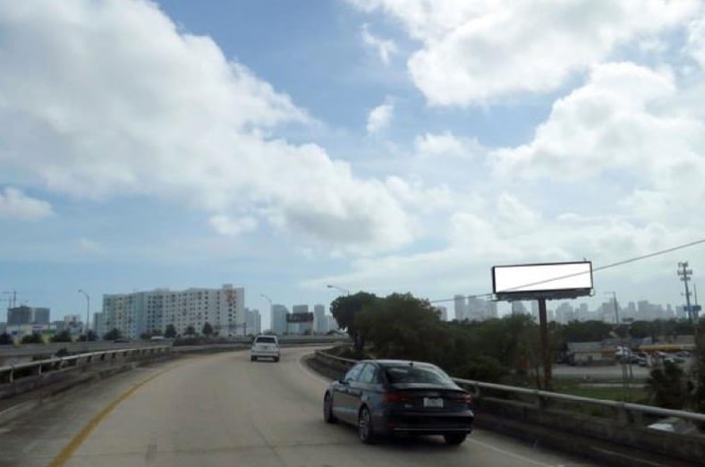 Location photo for NW 7th Ave (Miami)