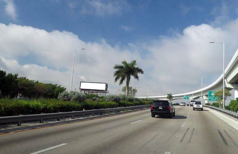 Location photo for NW 32nd Ave near NW 32 Av & 36 St (Miami)