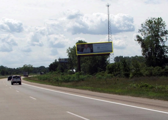 Location photo for W/S I-69 0.4 MI SO MM 12 F/N