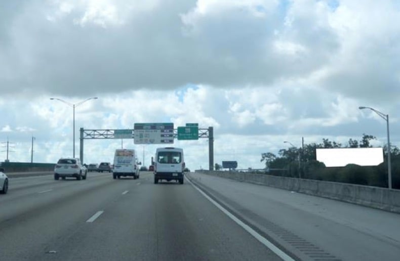 Location photo for Stirling Rd (Dania Beach)