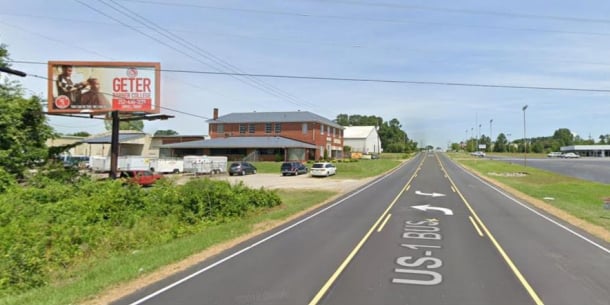 414 US 1 BUS.(RAL. RD.) 0.6 mi S/O US 158 WS Media