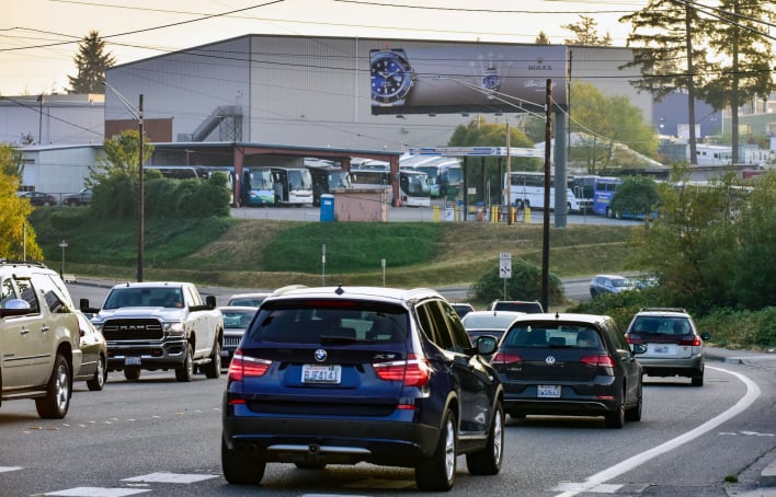 121st St SW 100 ft W/O Beverly Park Road ES E/F Media