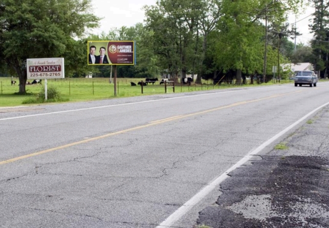 HWY 22 N/O LA 936 E/S Media
