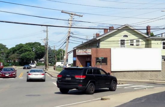 Location photo for River St ES 10ft S/O Elm St F/N - 1