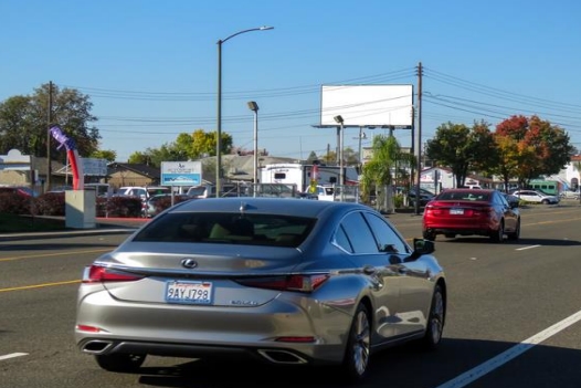 Location photo for Greenback Ln near Greenback Ln & Madison Ave (EB) (Orangevale)