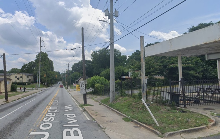 Location photo for Joseph E. Lowery Blvd NW near Fox St @ Joseph E Lowery Blvd, Bankhead (Atlanta)