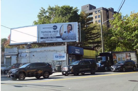 Location photo for Ashburton Ave near Doyle Park, Getty Square (Yonkers)