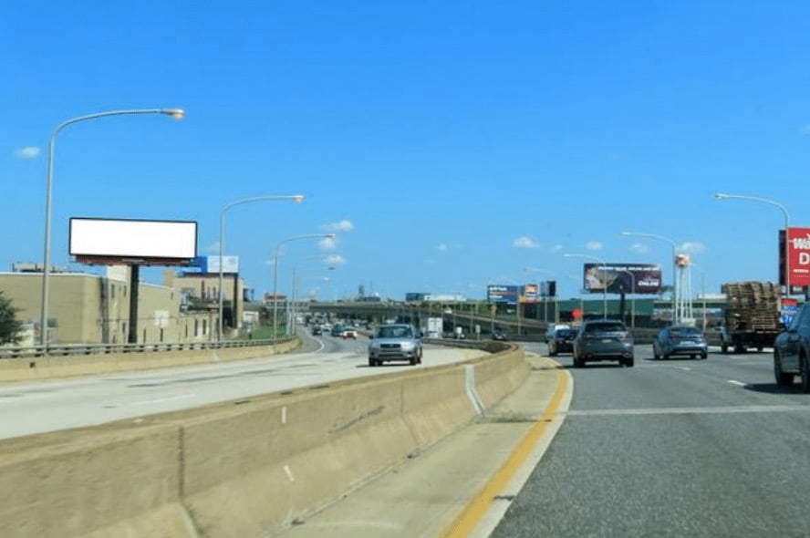 Location photo for S Front St near Front St & Pattison Av, South Philadelphia East (Philadelphia)