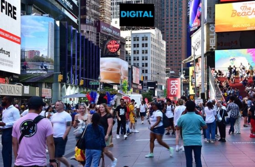 Location photo for Broadway near M&M'S New York, Manhattan (New York)