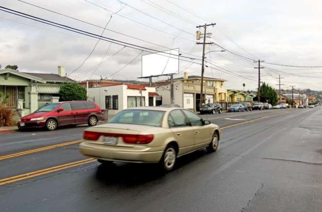 Location photo for Foothill Blvd near Foothill Blvd & 55th Av, Maxwell Park (Oakland)