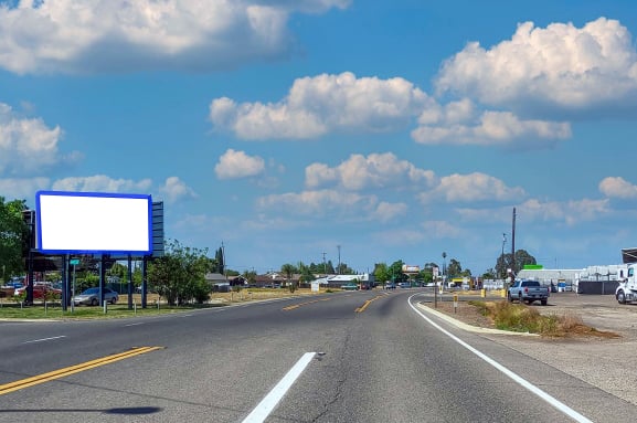 Location photo for Amistad St near Gage St @ Hwy 140 (northbound) (Planada)