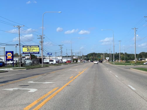 N Dirksen Pkwy 1140 ft s/o Mayden Ave W/S, S/F Media