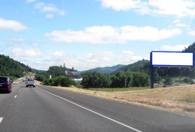 I5 EL 1.8 MILES N/O EXIT 129 Media