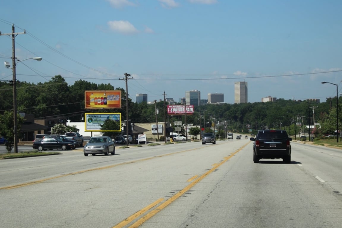 Location photo for Wade Hampton Blvd near 700 Block Wade Hampton (OB) (Greenville)