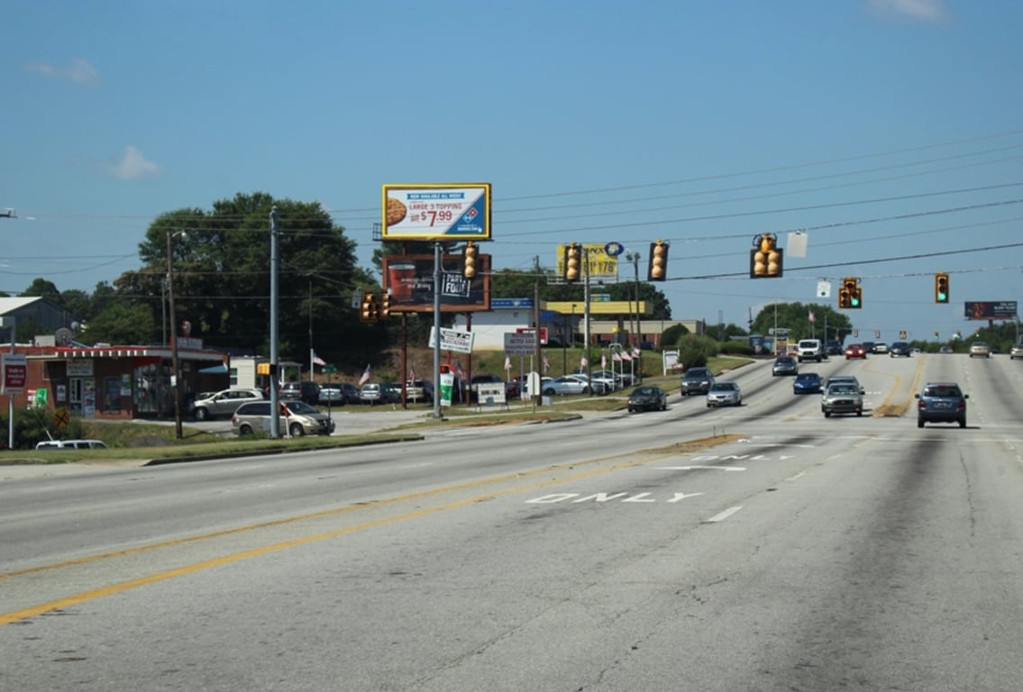 HWY 29 (WADE HAMPTON BLVD) 100 ft S/O EDWARDS MILL RD ES(TOP) Media