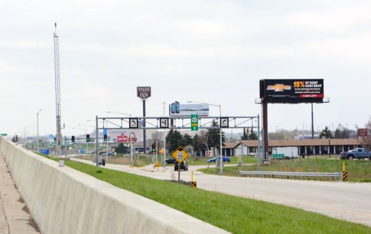 Location photo for 122 Ave near 122nd Ave. (Comfort Inn) (Kenosha)