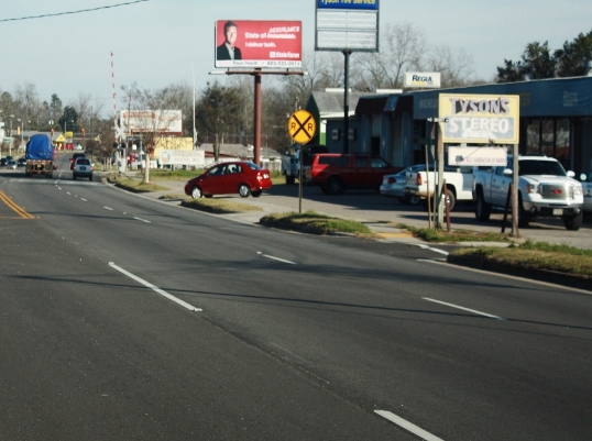 US 301 N 5 ft N/O S-38-144 ES Media