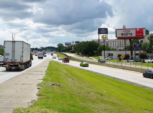 I-10 .1MI. E/O COLLEGE DRIVE S/S Media