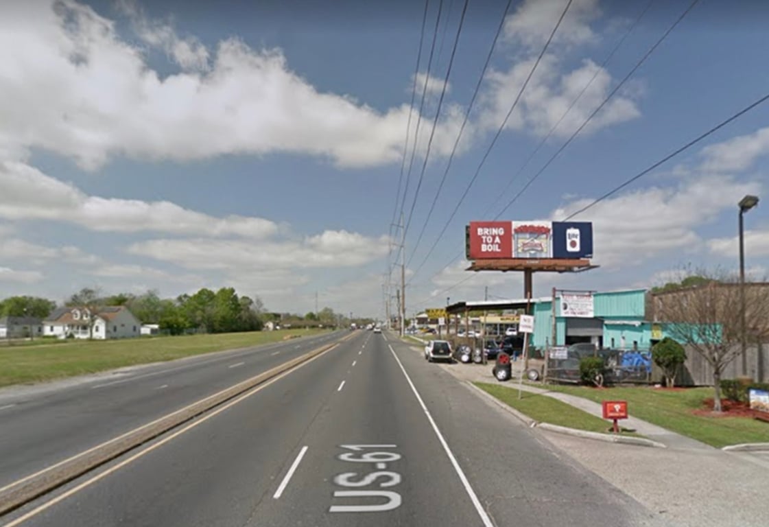 Location photo for Airline Dr near Airline @ Grove (Metairie)