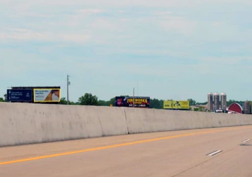 INTERSTATE 41 0.7 MI N/O CNTY GG ES Media