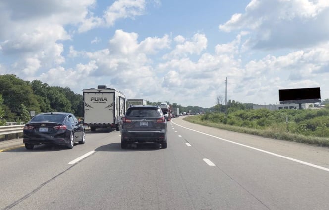 I-196 .25 mi E/O 28th St SS F/W Media