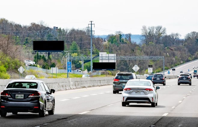 I-65 .1 mi S/O Franklin Hwy 96 E/S F/N Media