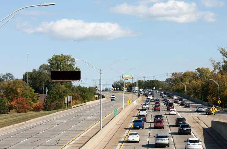 Location photo for Auburn Rd near Memorial Park (Utica)