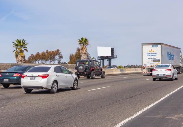 I-15 66.00 ft N/O Imperial Ave. W/S F/S Media