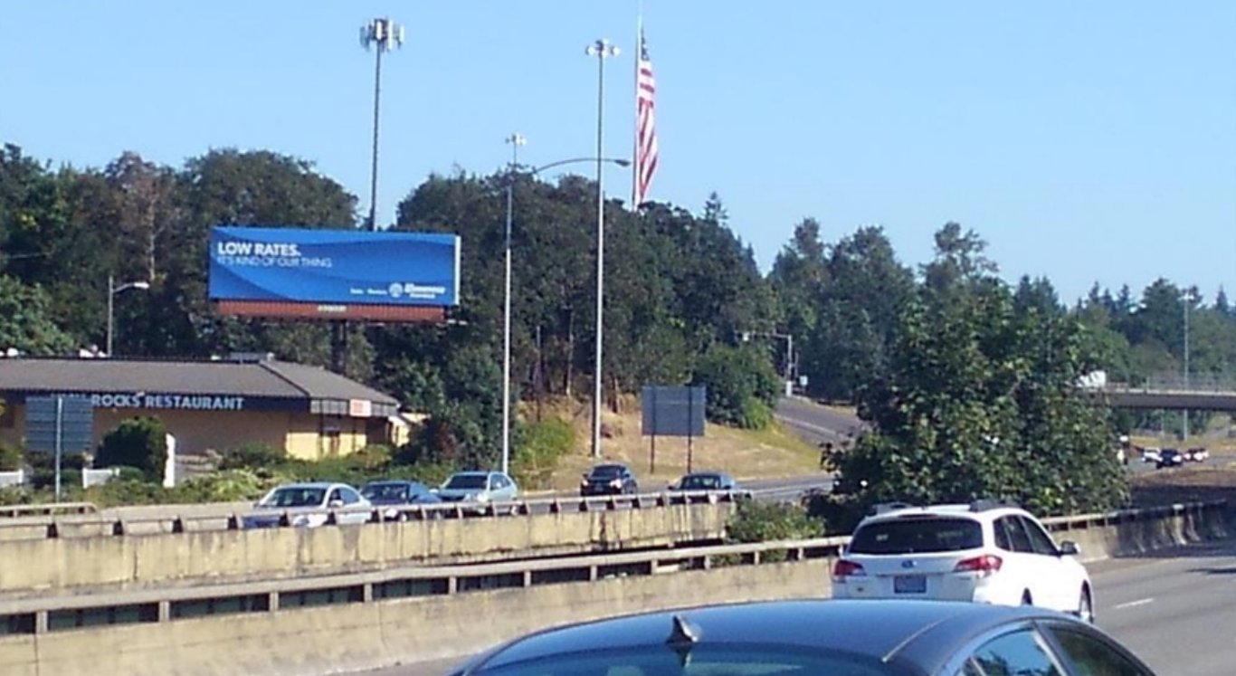 Location photo for E Arlington St near 82nd Dr & E Berkeley (Gladstone)