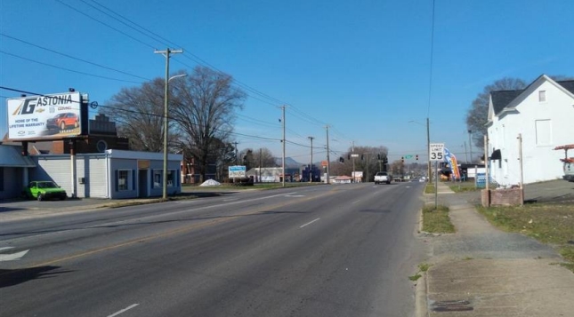 HWY 74/29 (FRANKLIN BLVD W) 200 ft W/O LINWOOD RD SS Media