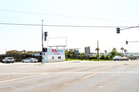 Location photo for Main St near Main St & 32nd St, Barrio Logan (San Diego)