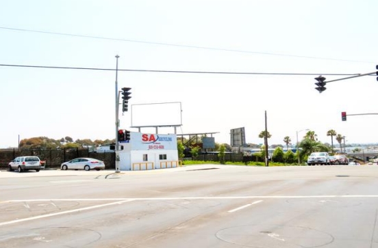 Location photo for Main St near Main St & 32nd St, Barrio Logan (San Diego)