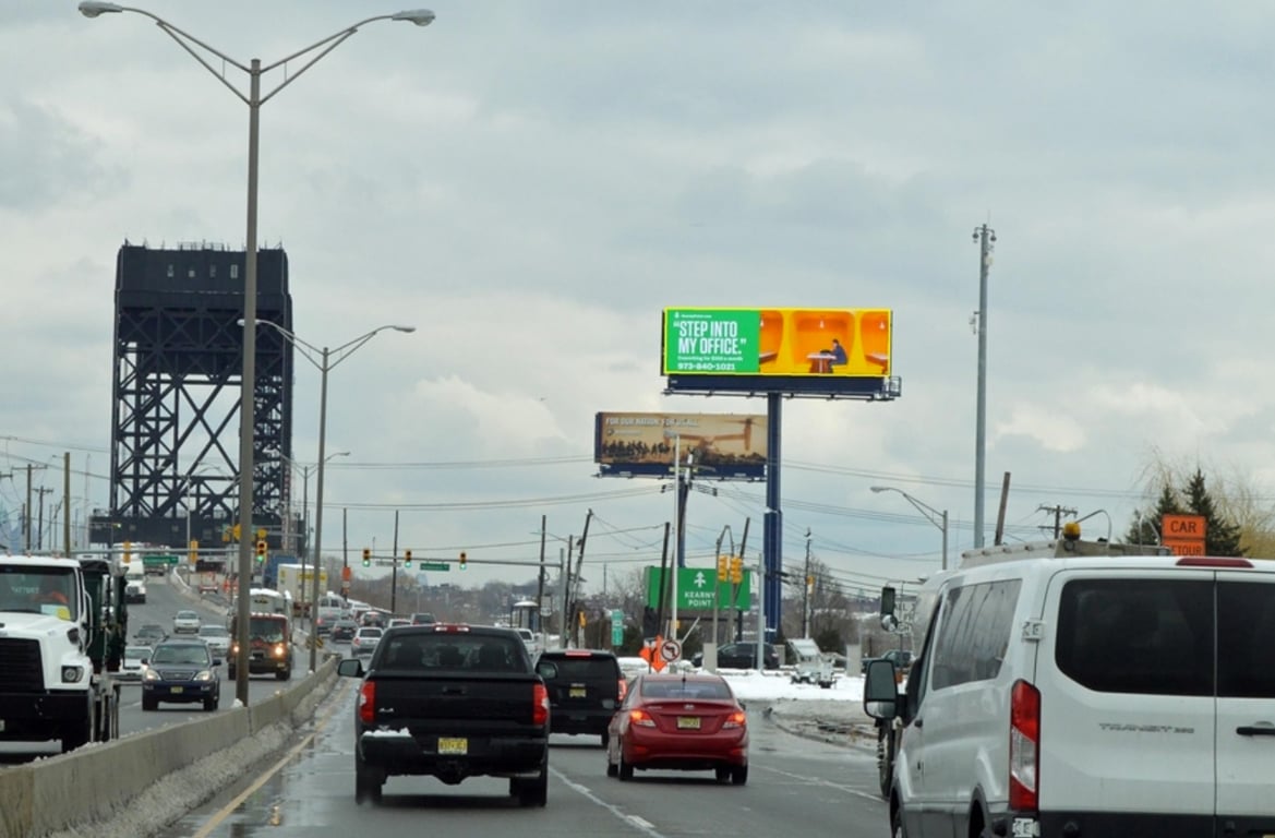 Location photo for Lincoln Hwy at Hackensack Ave (Kearny)