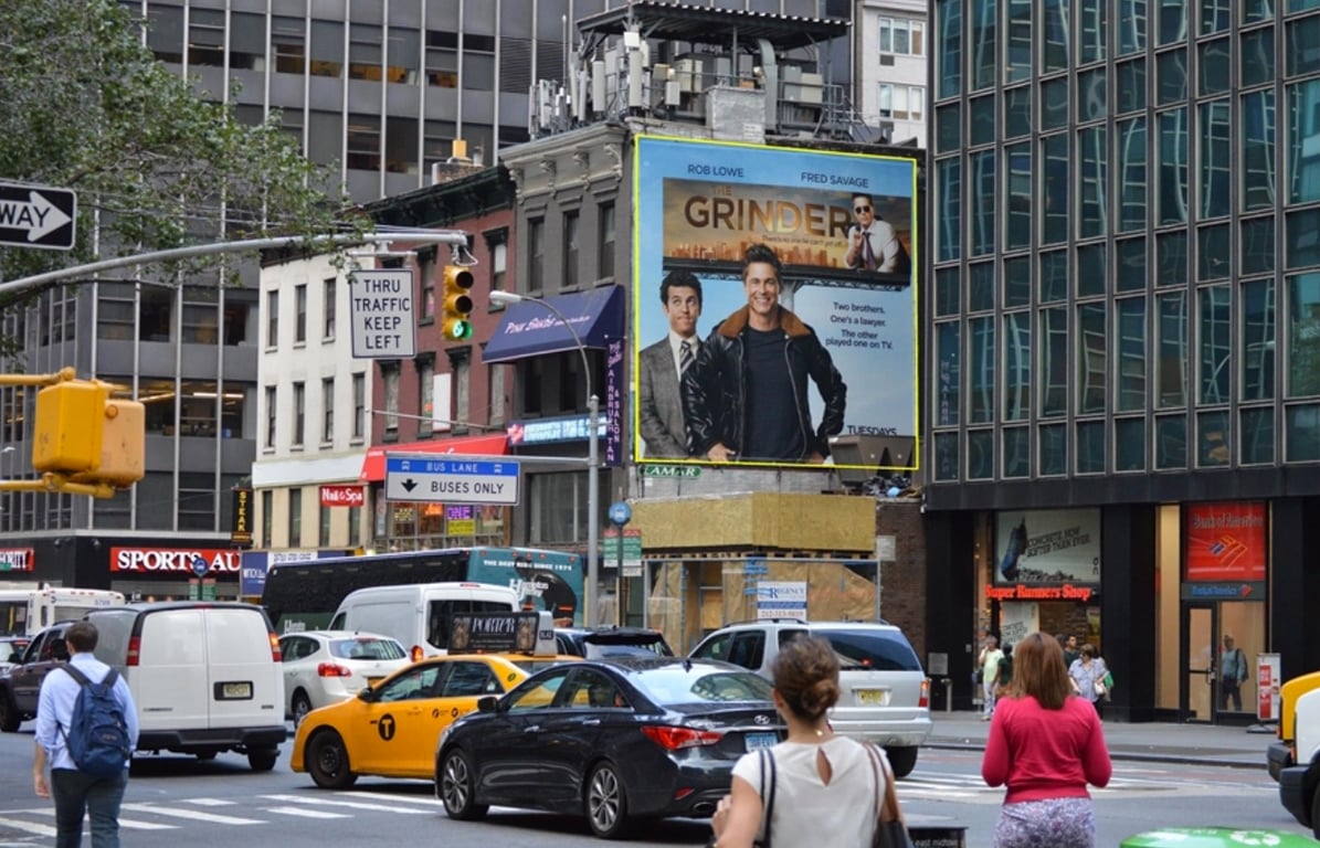 Location photo for 3rd Ave near Greenacre Park, Manhattan (New York)