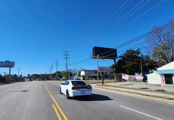 Location photo for US-17 near Little River Village Shopping Center (Little River)