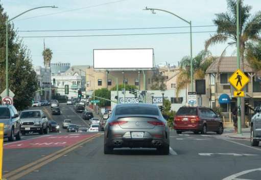 Location photo for International Blvd near 14th Av & International Blvd, East Lake (Oakland)