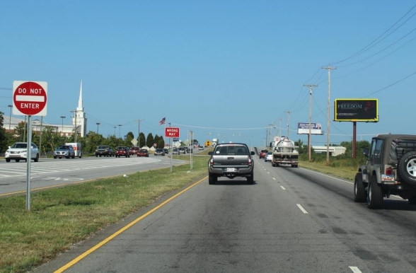Location photo for Calhoun Memorial Hwy near Summit Square Shopping Center (Easley)