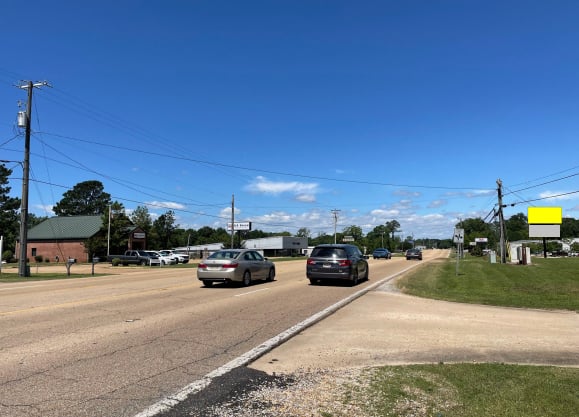 McCullough Blvd N/S, 0.22 mi W/O Mt Vernon Rd, Top, E/F Media