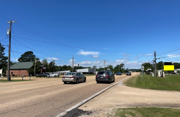 McCullough Blvd N/S, 0.22 mi W/O Mt Vernon Rd, Bottom, E/F Media